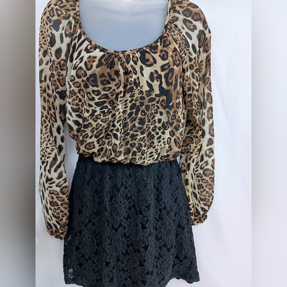 SPEECHLESS Animal Print S Whimsigoth Black Lace Leopard Print Long sleeve Dress